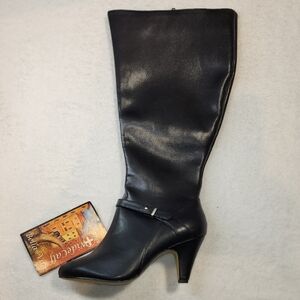 Bella Vita Black Heeled Boots